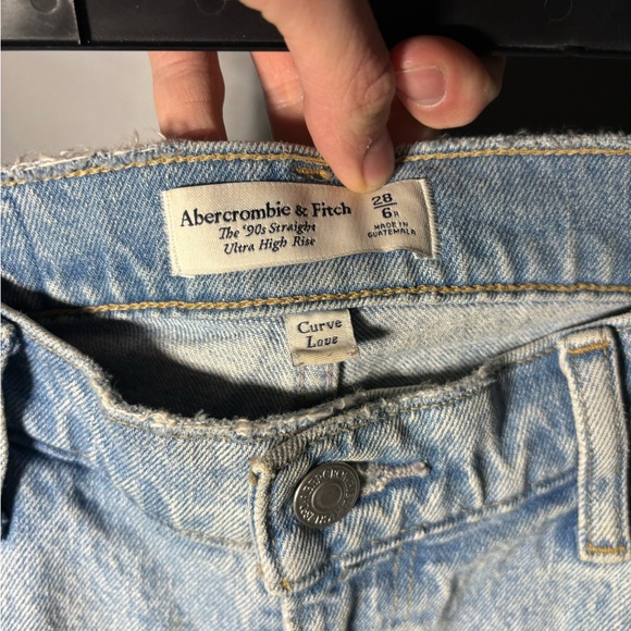 Abercrombie & Fitch The 90s Straight Ultra High Rise Curve Love Jeans Size 28 - Picture 5 of 5